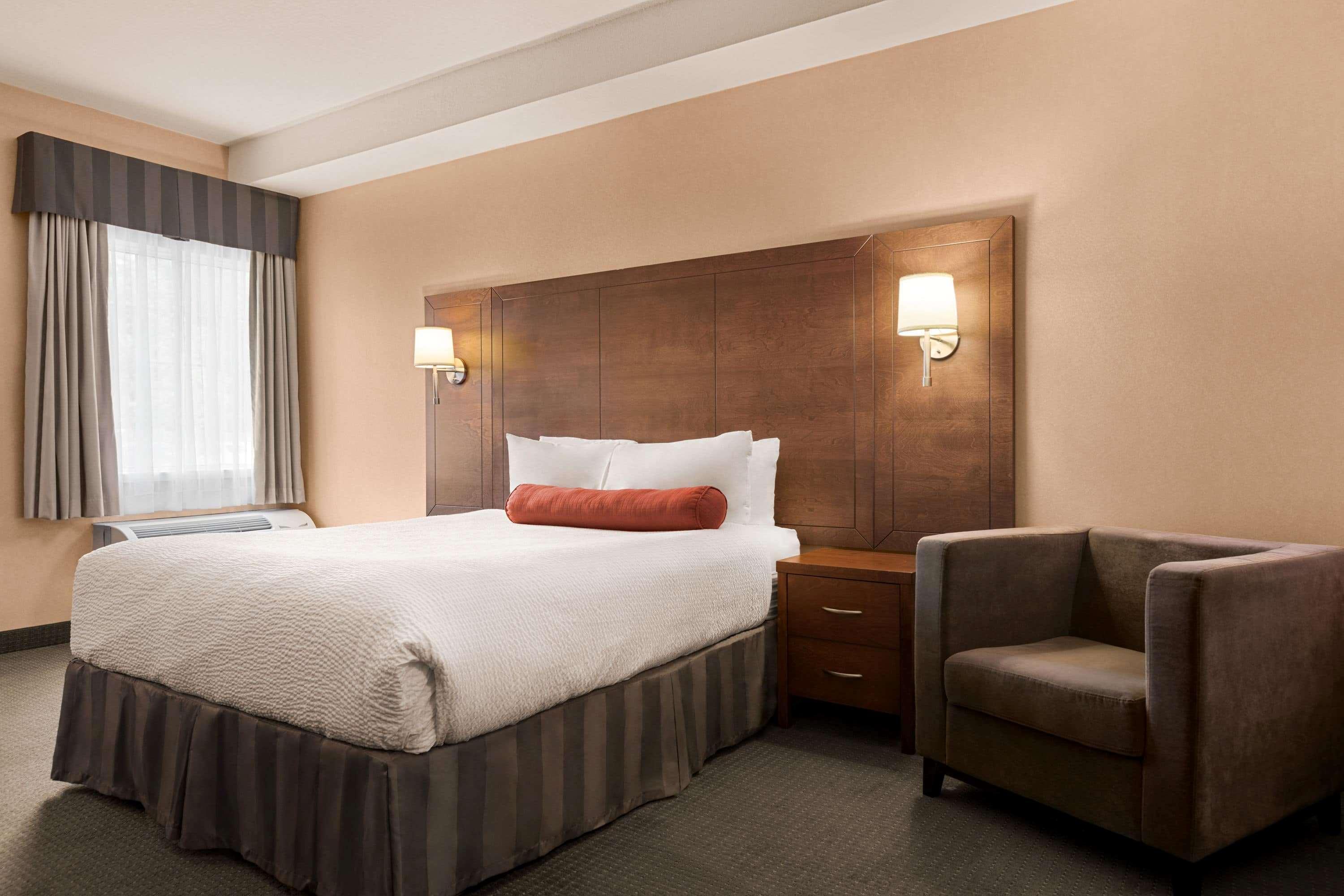 Days Inn By Wyndham Guelph Bagian luar foto