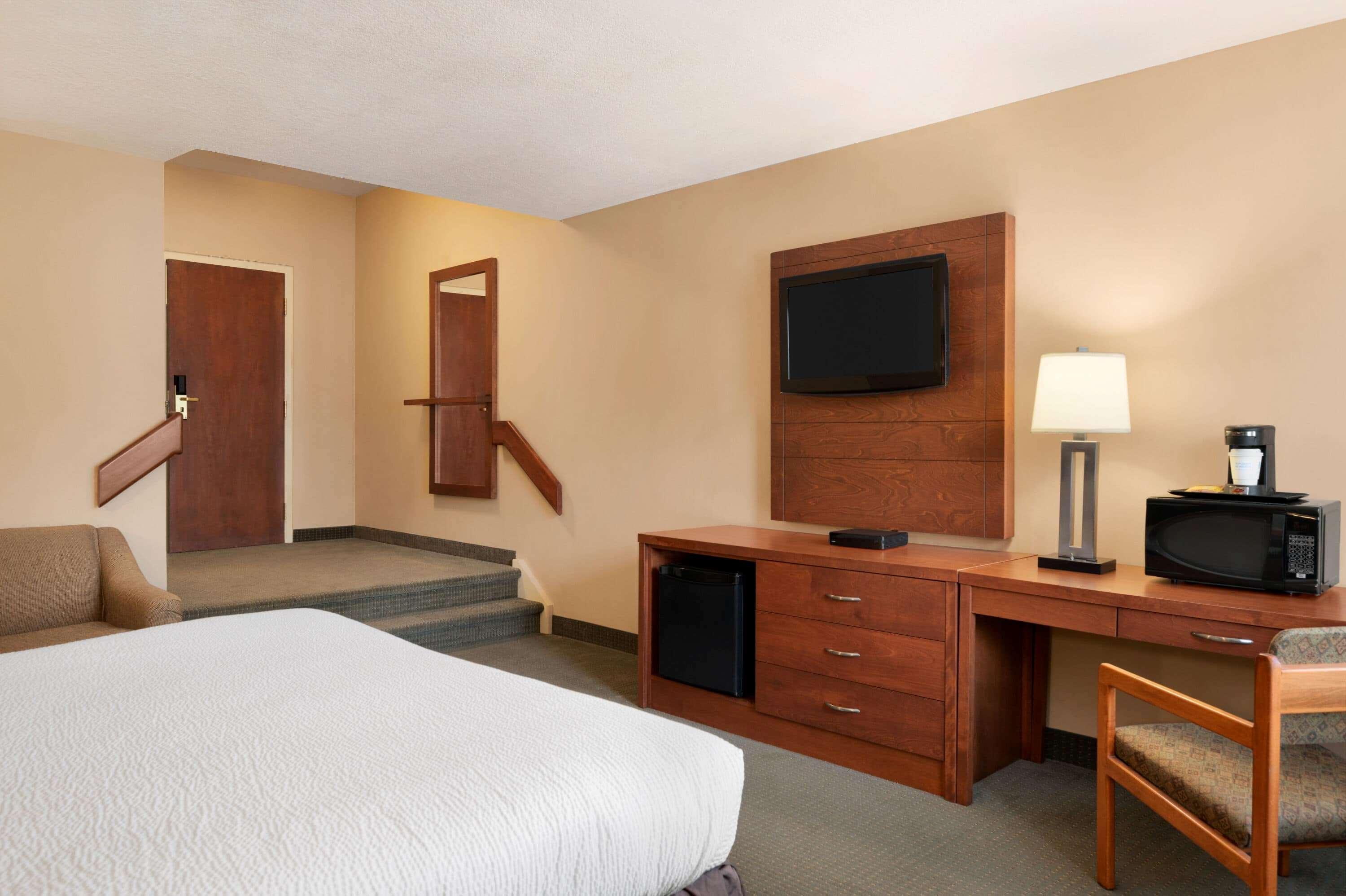 Days Inn By Wyndham Guelph Bagian luar foto